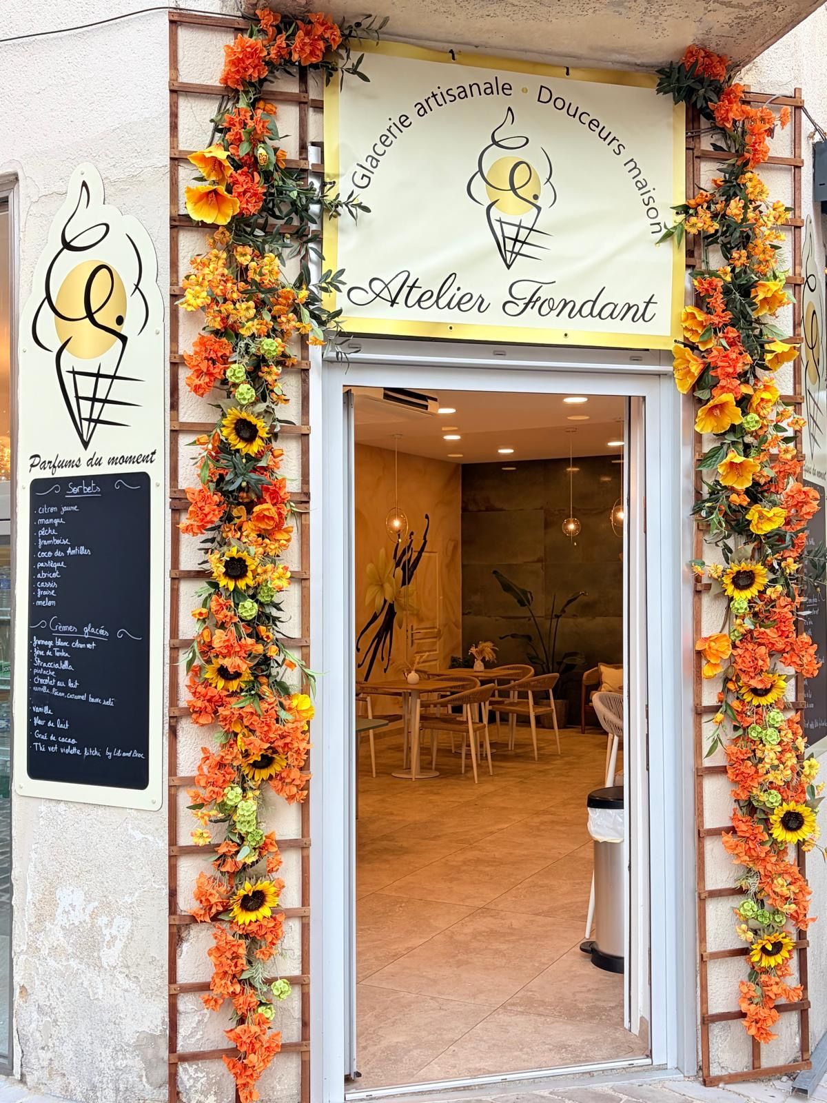 Façade de l'Atelier Fondant, glacier artisanal au 7 rue de l'Étoile à Compiègne